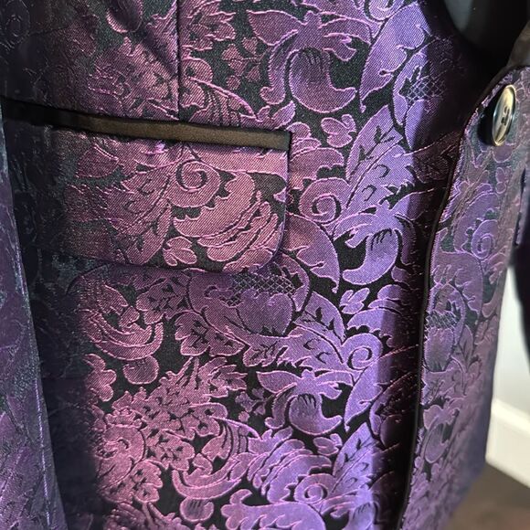 Men’s Purple Paisley Tuxedo Jacket Prom Party Wedding Size 30 NWOT - Picture 3 of 11